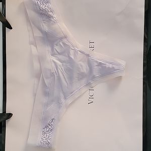 Body by Victoria thong NEW